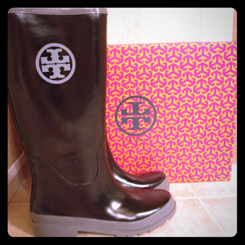 *Tory Burch black and gray rain boots